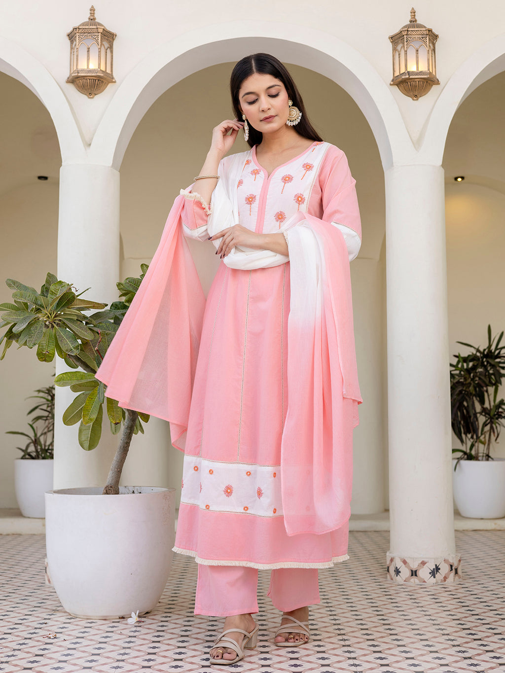 Erisha Womens Blush Pink A-line Kurta pant Dupatta set