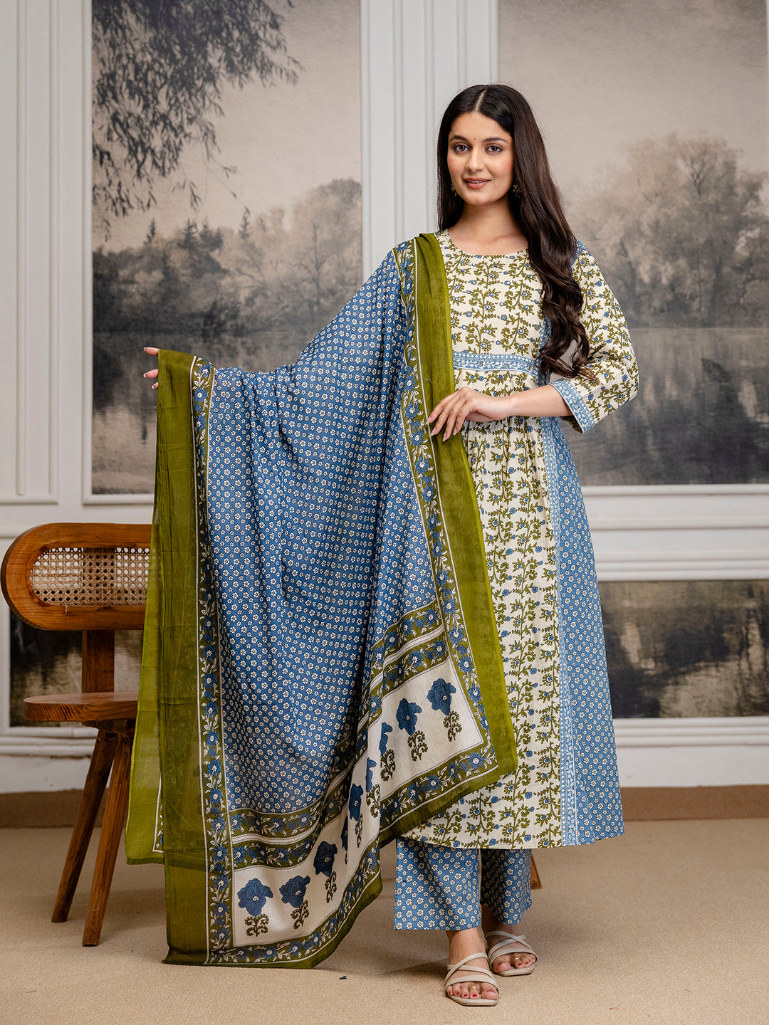 Womens pure cotton Hand work Kurta pant dupatta set