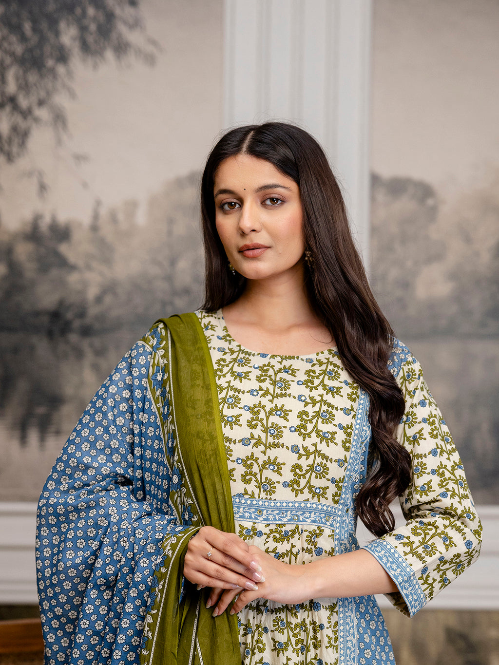 Womens pure cotton Hand work Kurta pant dupatta set