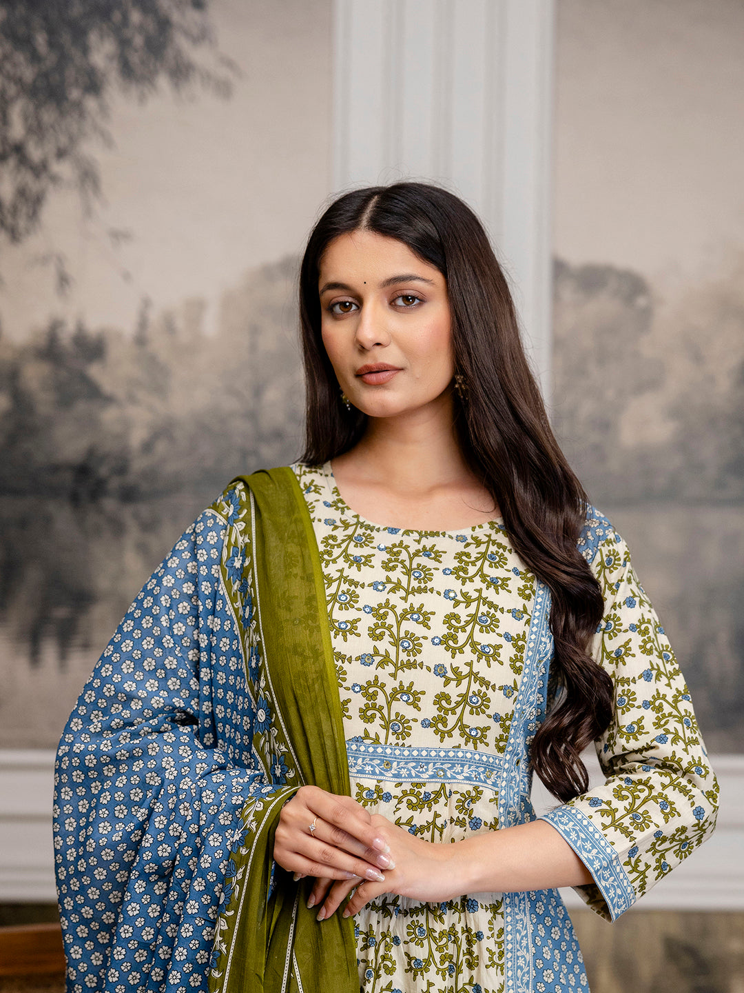 Womens pure cotton Hand work Kurta pant dupatta set