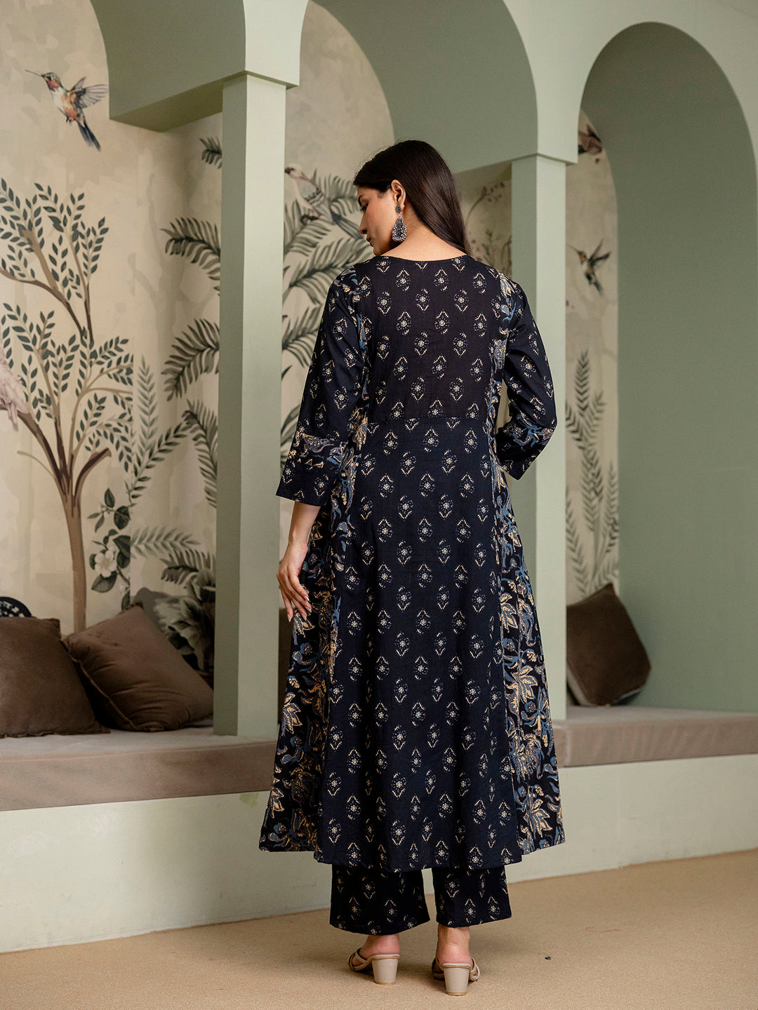 Women pure cotton Hand work Kurta pant Dupatta set