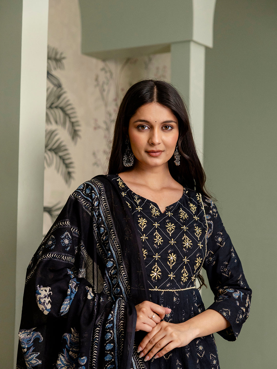 Women pure cotton Hand work Kurta pant Dupatta set