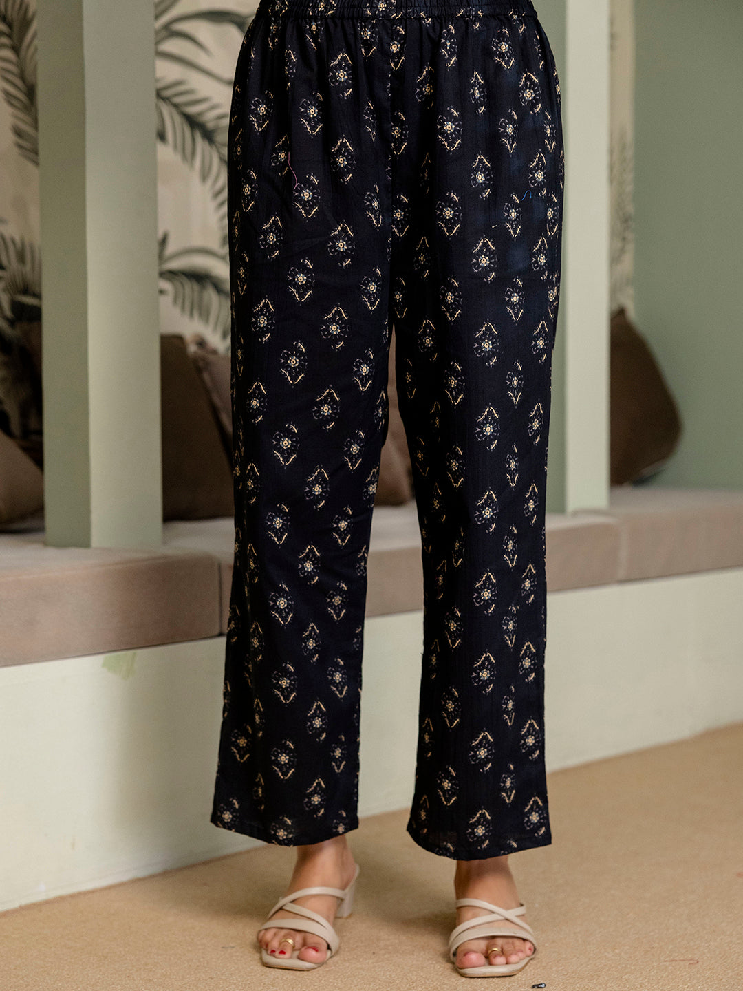 Women pure cotton Hand work Kurta pant Dupatta set