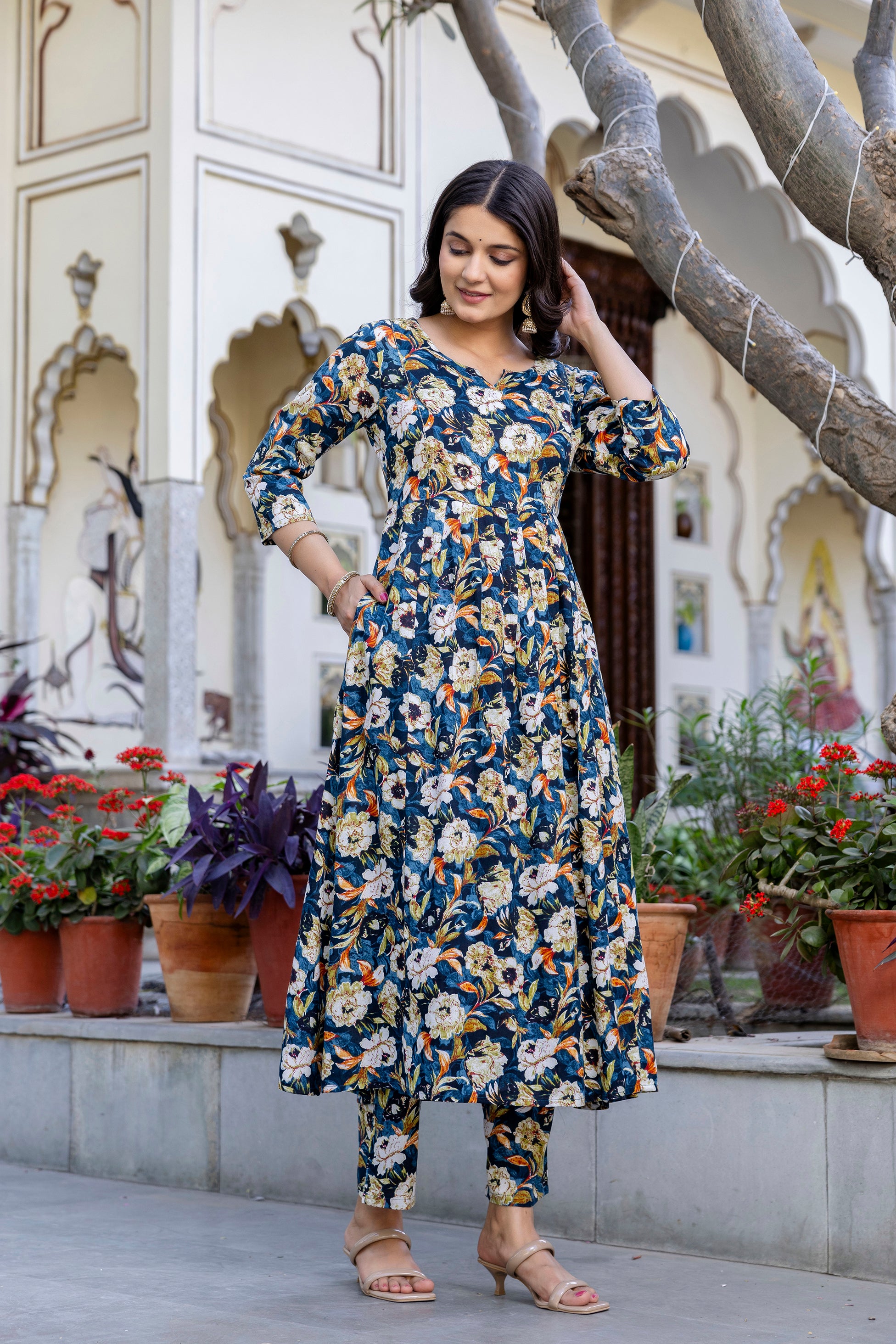 Rayon Flared kurta pant set with Organza dupatta