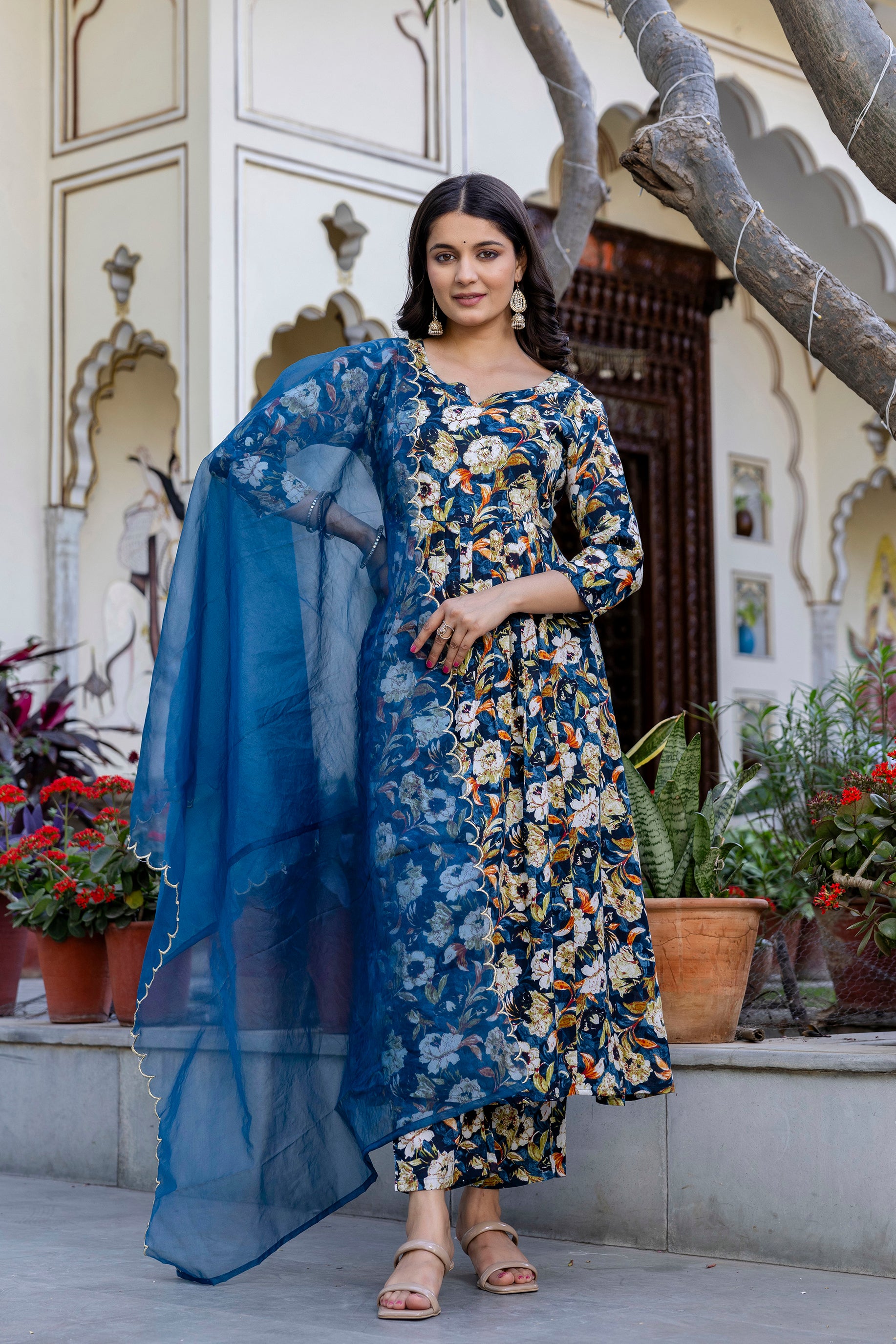 Rayon Flared kurta pant set with Organza dupatta