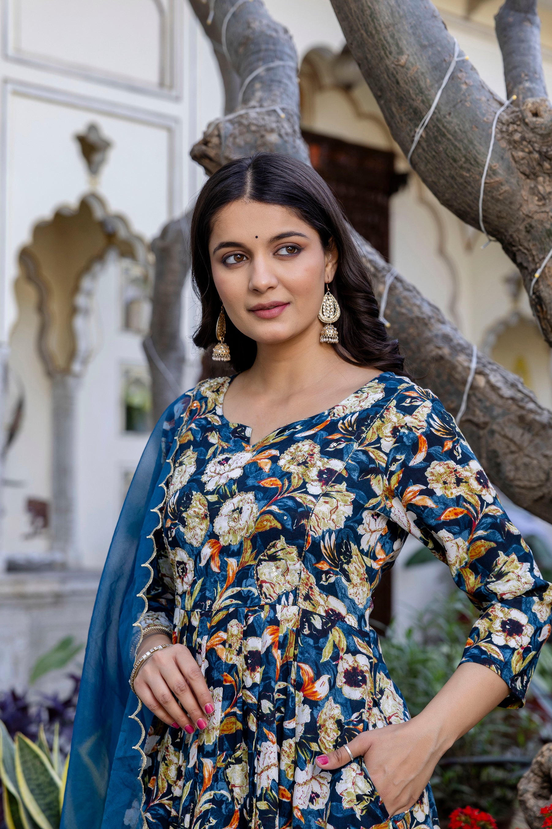 Rayon Flared kurta pant set with Organza dupatta