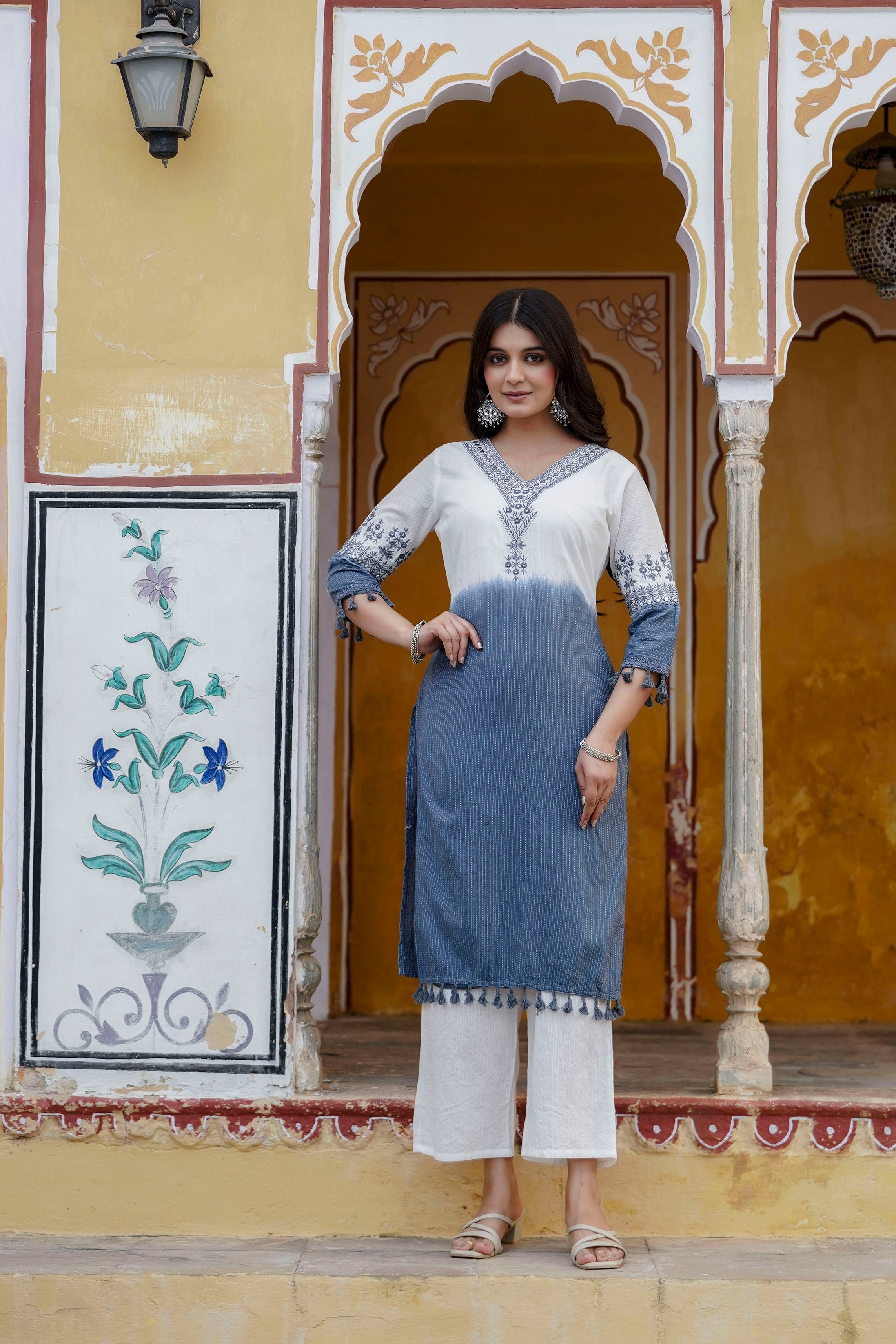 Womens Pure cotton katha Embroidered Ombre shade kurta pant Dupatta set