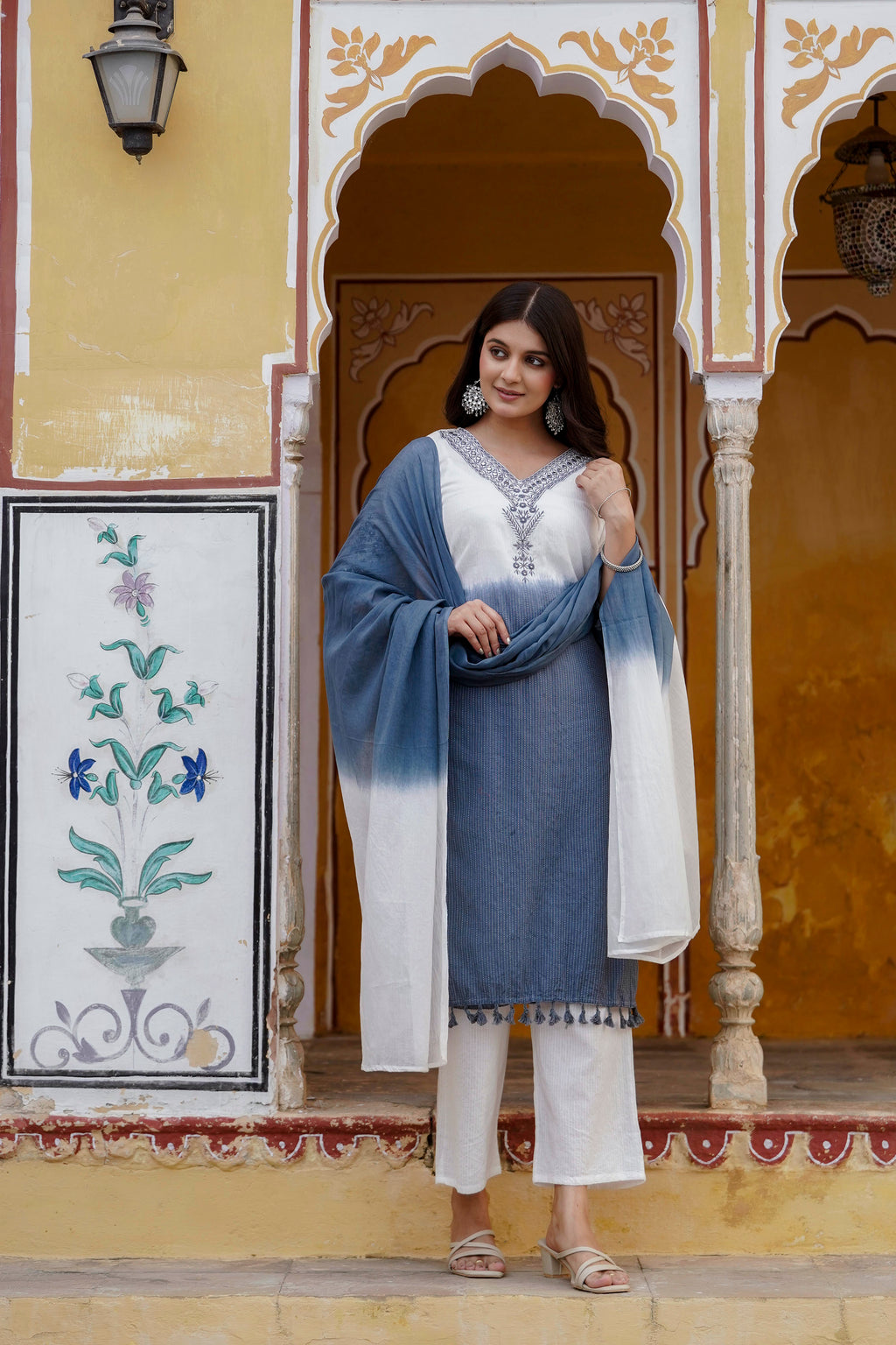 Womens Pure cotton katha Embroidered Ombre shade kurta pant Dupatta set