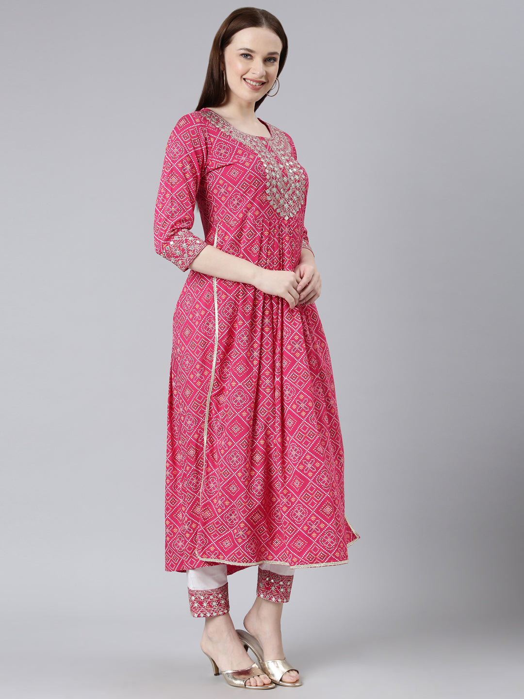 Womens Bhandej print Embroidered Rayon kurta and pant set