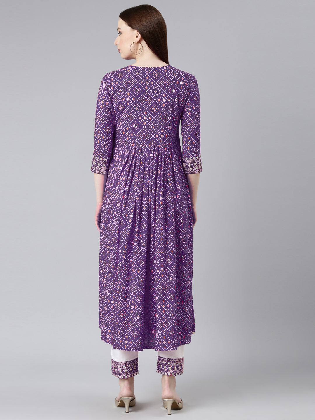 Womens Bhandej print Embroidered Rayon kurta and pant set